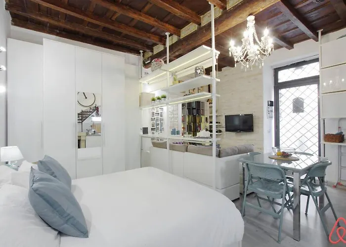 Your Nest In Trastevere, The Heart Of - Il Vostro Nido Nel Cuore Di Apartment